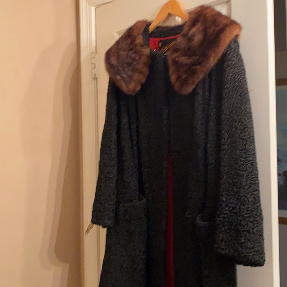 Vintage women lamb and mink coat